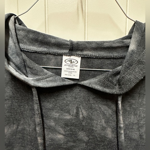 Women's Black and Gray Hoodie Top - Picture 3 of 4